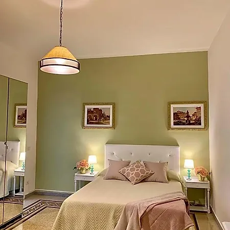 Mama Domus فندق مبيت وإفطار