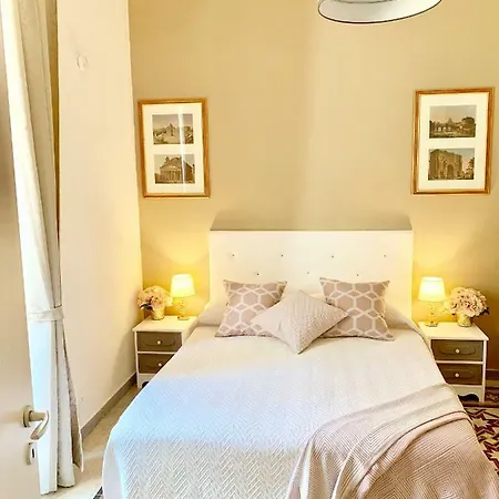 Mama Domus فندق مبيت وإفطار